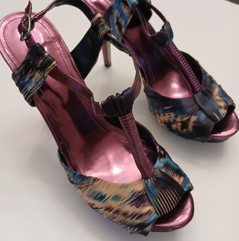 Women's ALDO high heels ankle straps, peep toe sandals | Size 40/ 9.5 | Purple